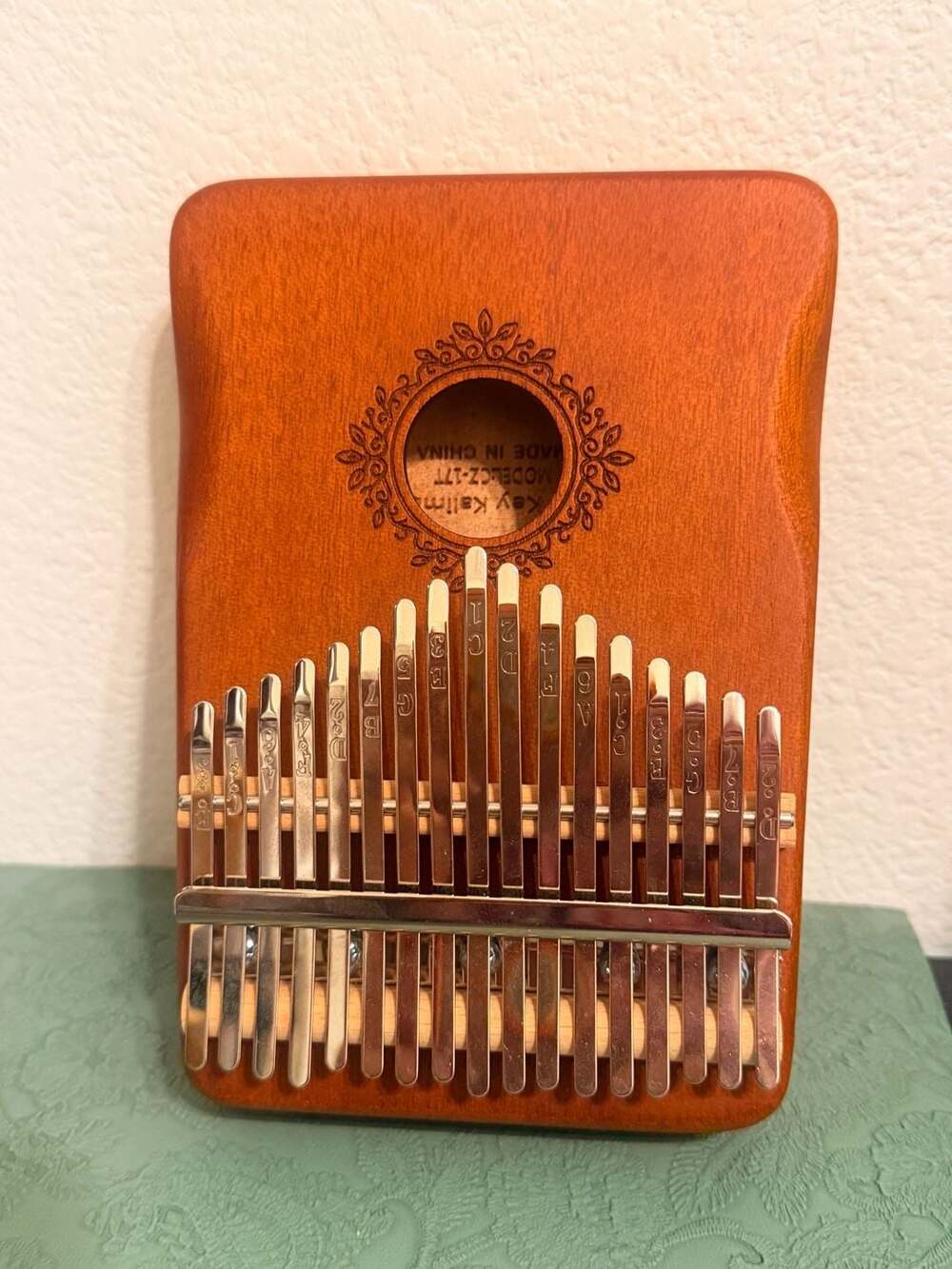 17-Key Mahogany Wood Kalimba Thumb Piano Model CZ-17T